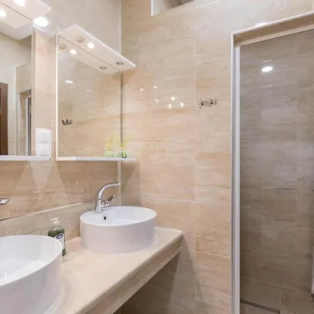 Free Bird - Bed In Four Bed Mixed 2 Dubrovnik