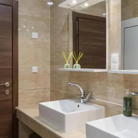 Tatil Evi Free Bird - Bed In Four Bed Mixed 2 Dubrovnik