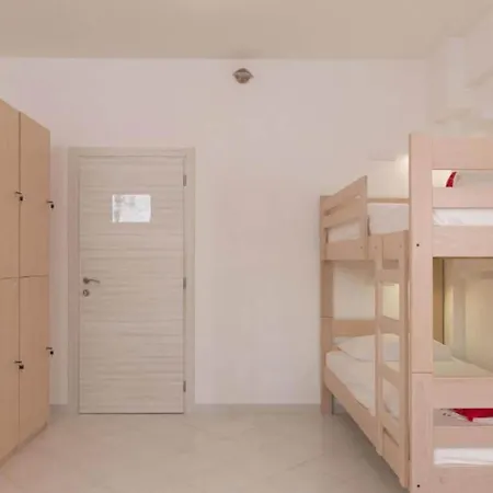 Free Bird - Bed In Four Bed Mixed 2 Dubrovnik