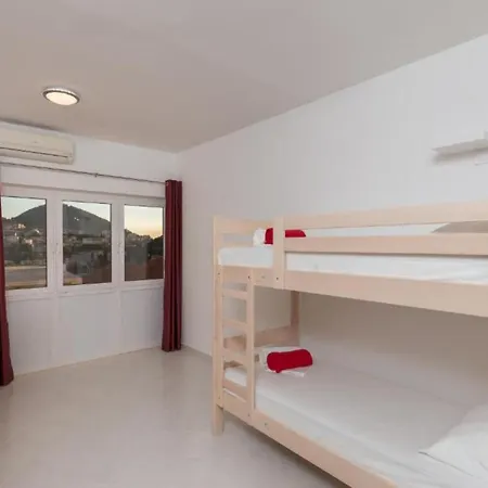 Free Bird - Bed In Four Bed Mixed 2 *